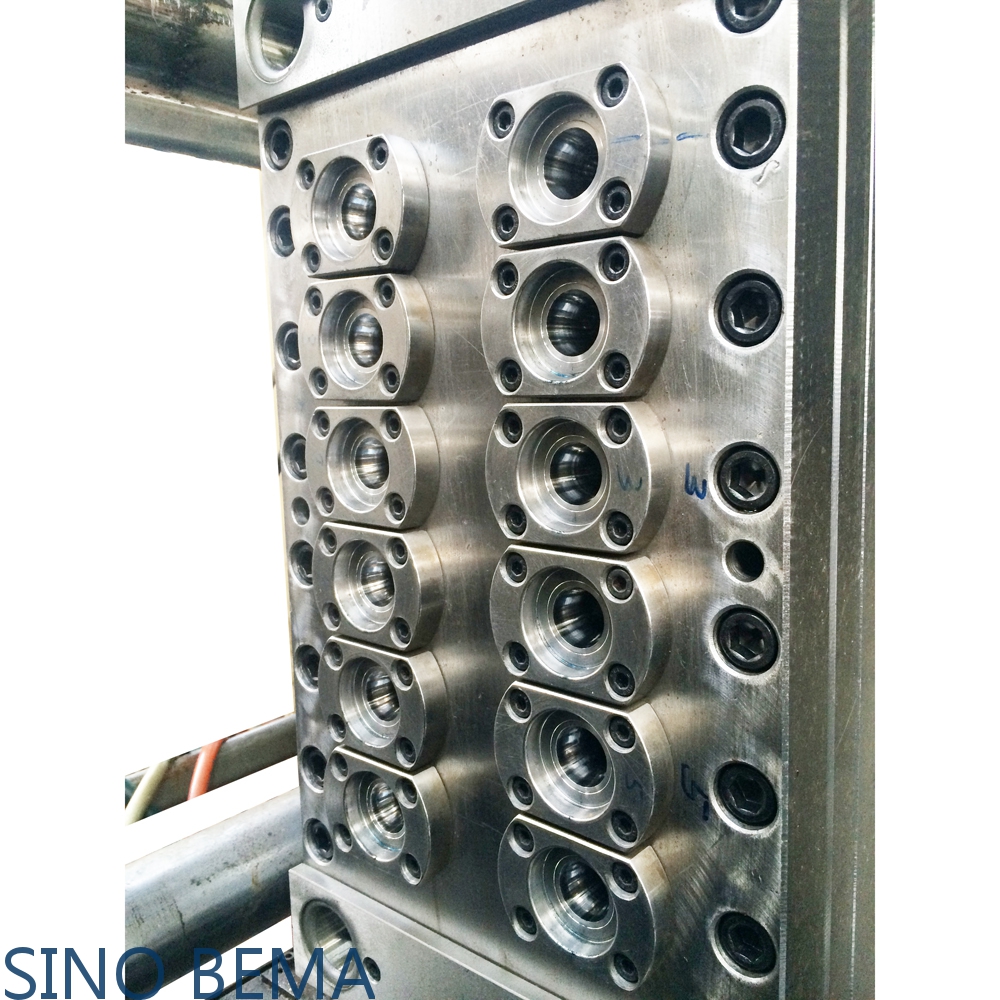 Preforms injection mold